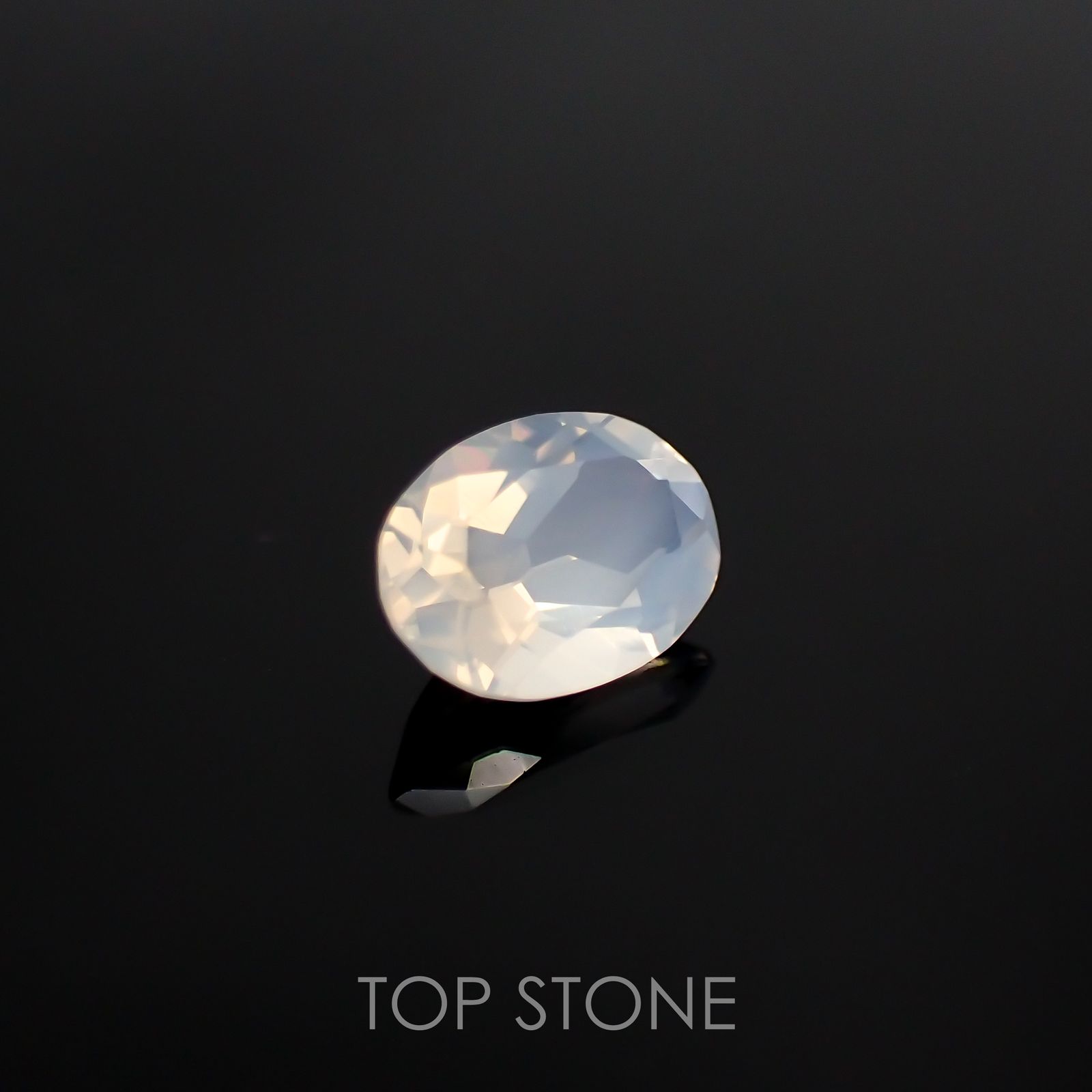 ムーンストーン(宝石名ムーンストーン) インド/スリランカ産 0.65ct 識別済[210611349]7.1×5.1mm前後