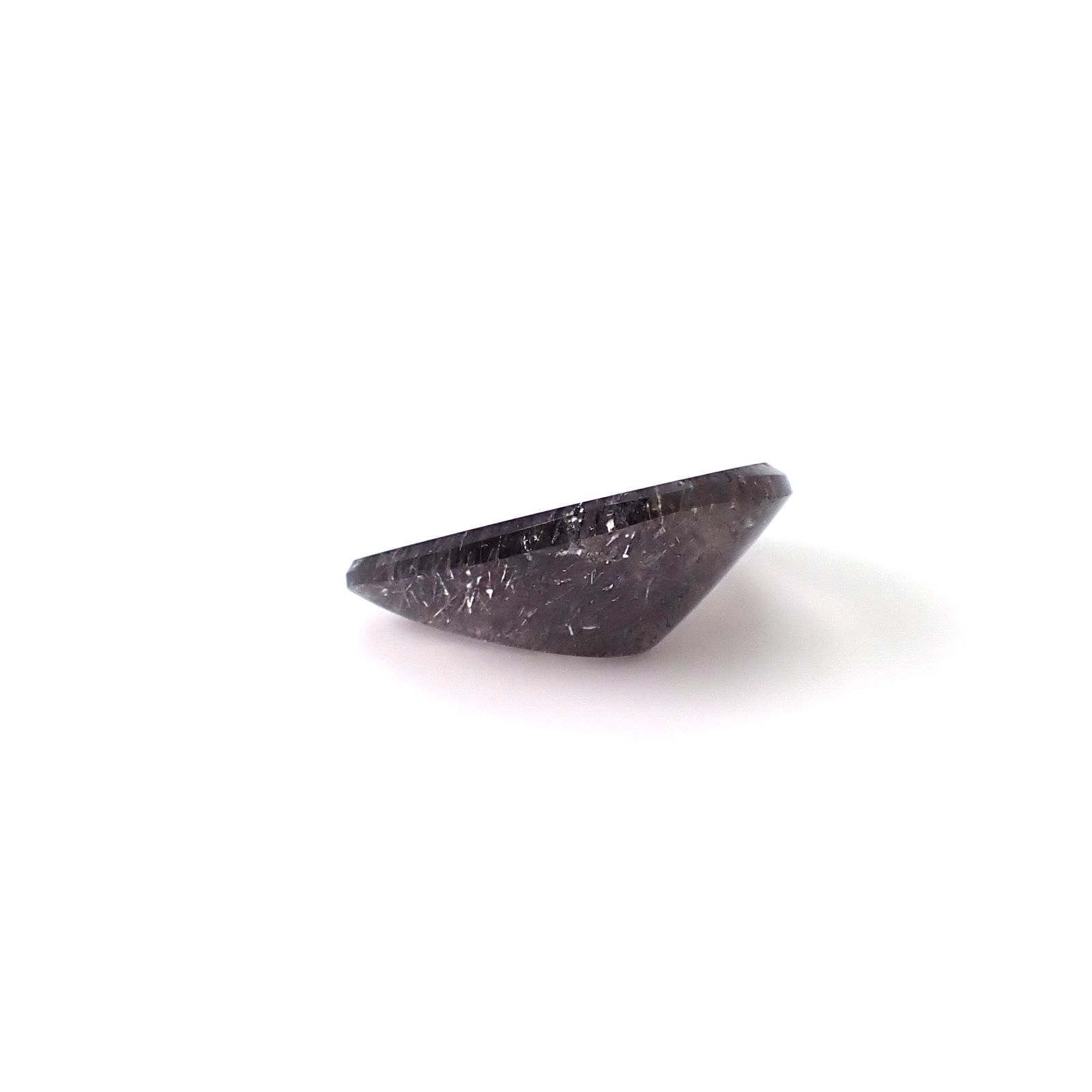 スーパーセブン ブラジル産 33.10ct / 28.4x24.4mm前後 [260231686]