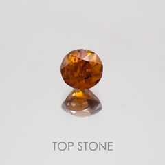 バストネサイト(宝石名バストネサイト)パキスタン産 0.678ct ソ付(彩珠)[20128959]4.5×4.5mm前後