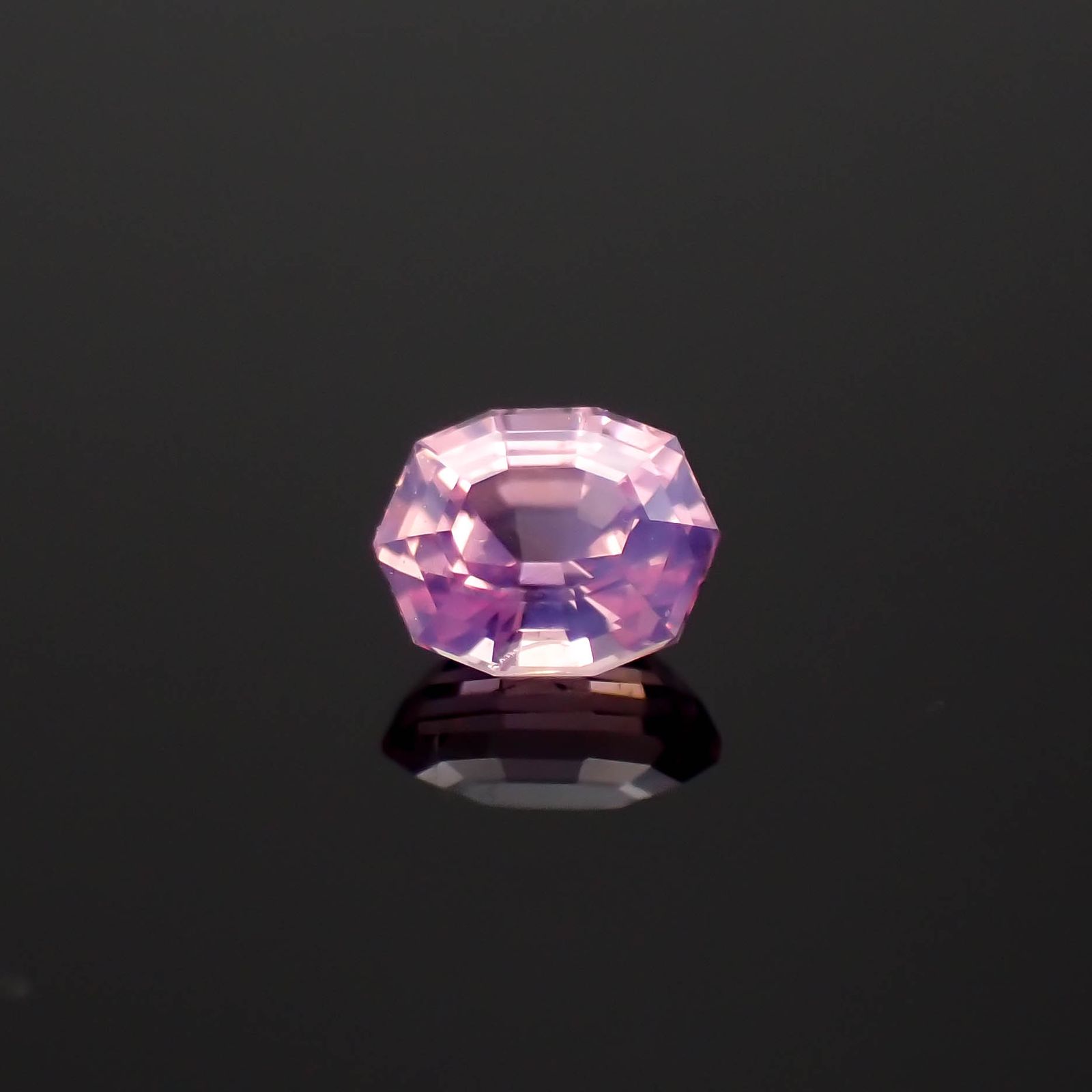 ◇カスタムカット◇シルキーサファイア 非加熱 ベトナム産 0.21ct[230722788]3.6x2.9mm前後