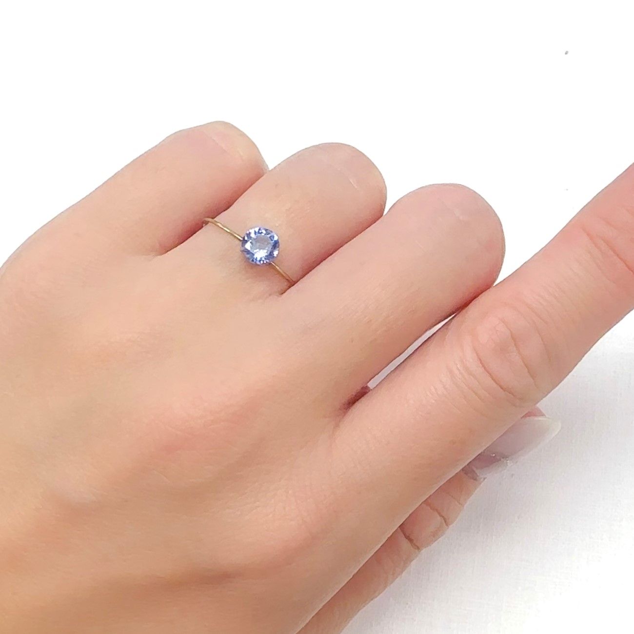 タンザナイト(宝石名タンザナイト)タンザニア産 0.63ct 識別済[240627881]5.4x5.4mm前後