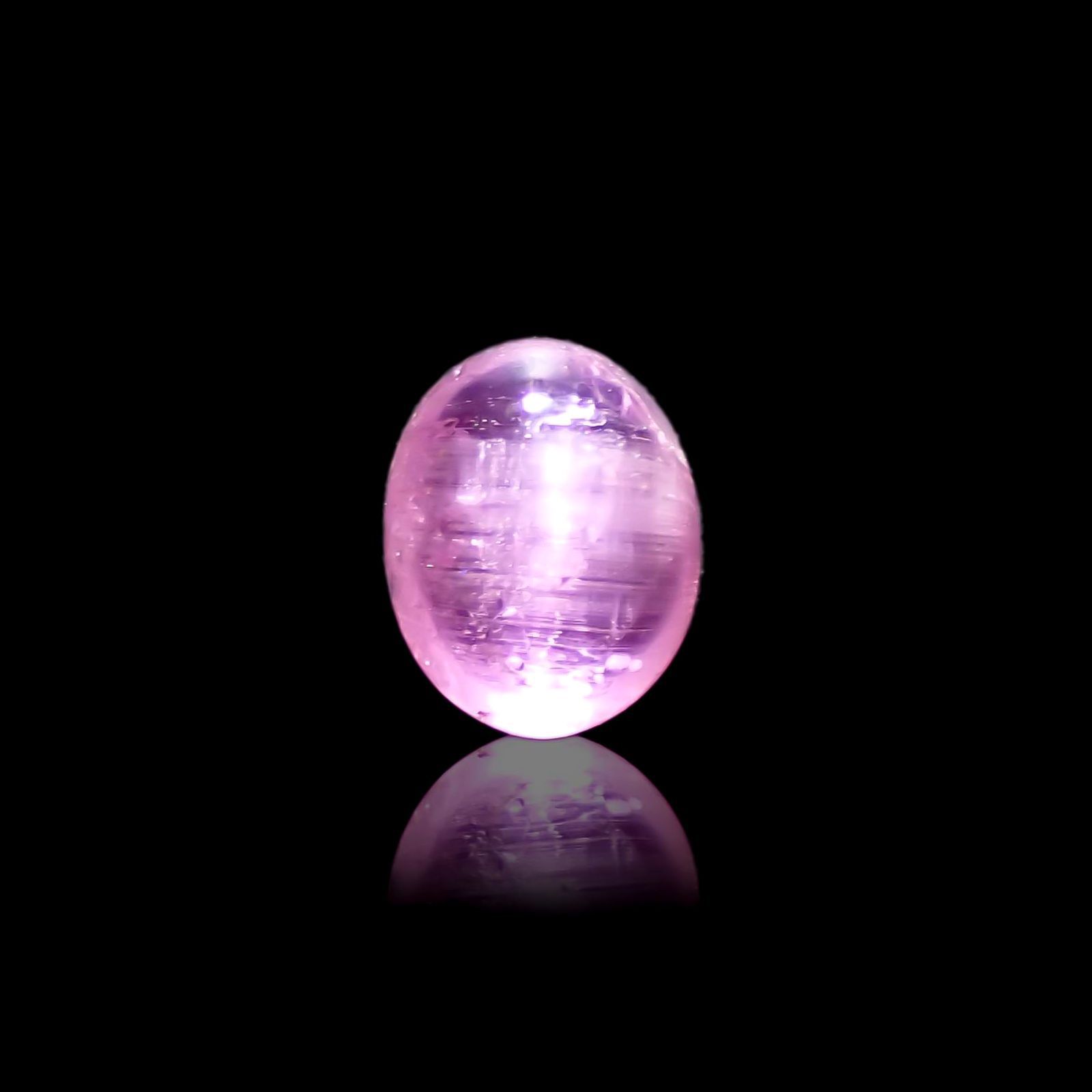 ペツォッタイトキャッツアイ(ラズベリル)(宝石名ペツォッタイト・キャッツアイ) マダガスカル産 0.390ct ソ付(彩珠)[210711644]4.8×3.7mm前後