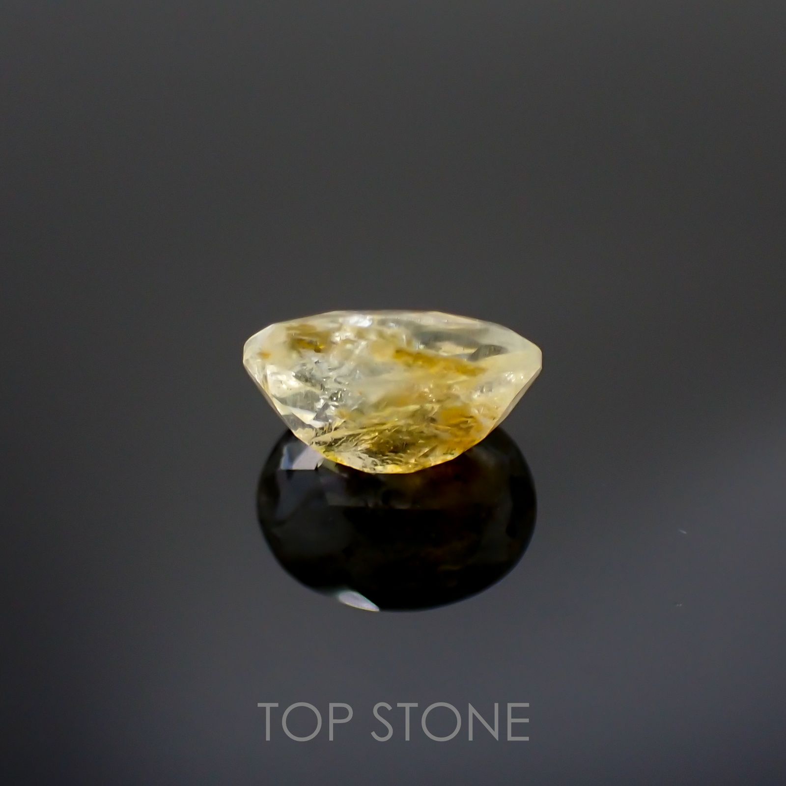 オーロラアクアマリン ブラジル産 2.34ct[220114396]10x7.8mm前後