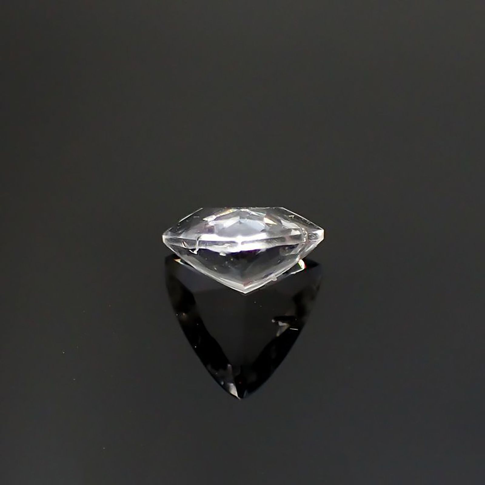 ハイアライトオパール メキシコ産 0.94ct [221018235]7.5x7.9mm前後