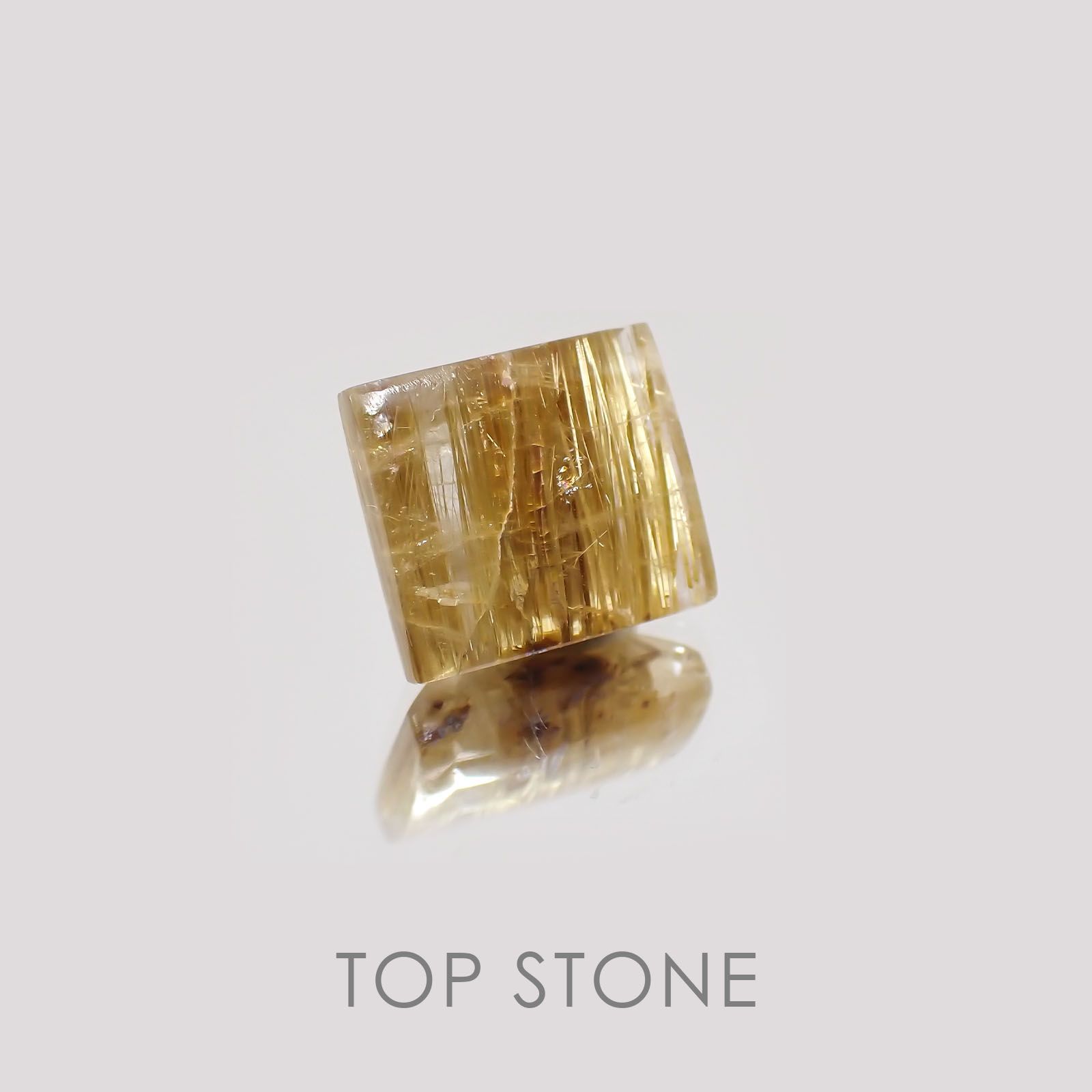 タイチンルチルクォーツ ブラジル産 ルース 4.07ct[21019174]9.7×8.8mm前後