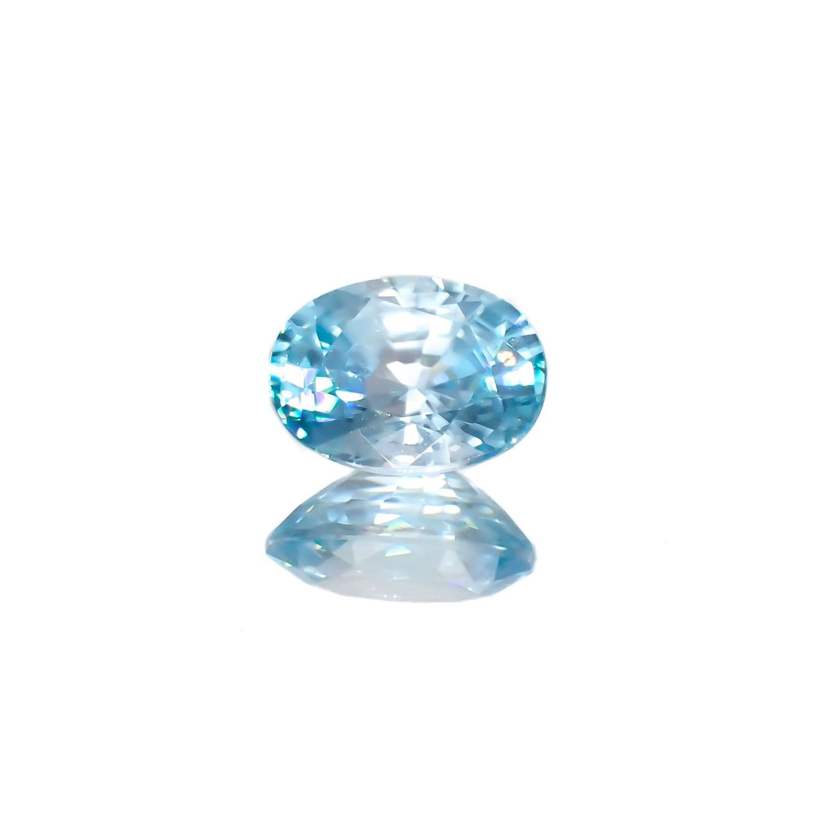 バイカラーブルージルコン カンボジア産 2.11ct / 8x6mm前後 [251120982]