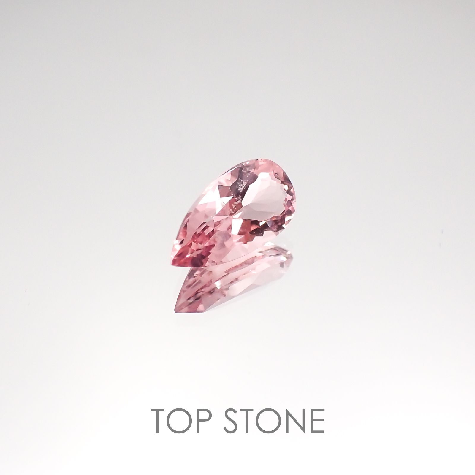 モルガナイト ナイジェリア産 ルース 1.15ct[20127416]10×5.3mm前後