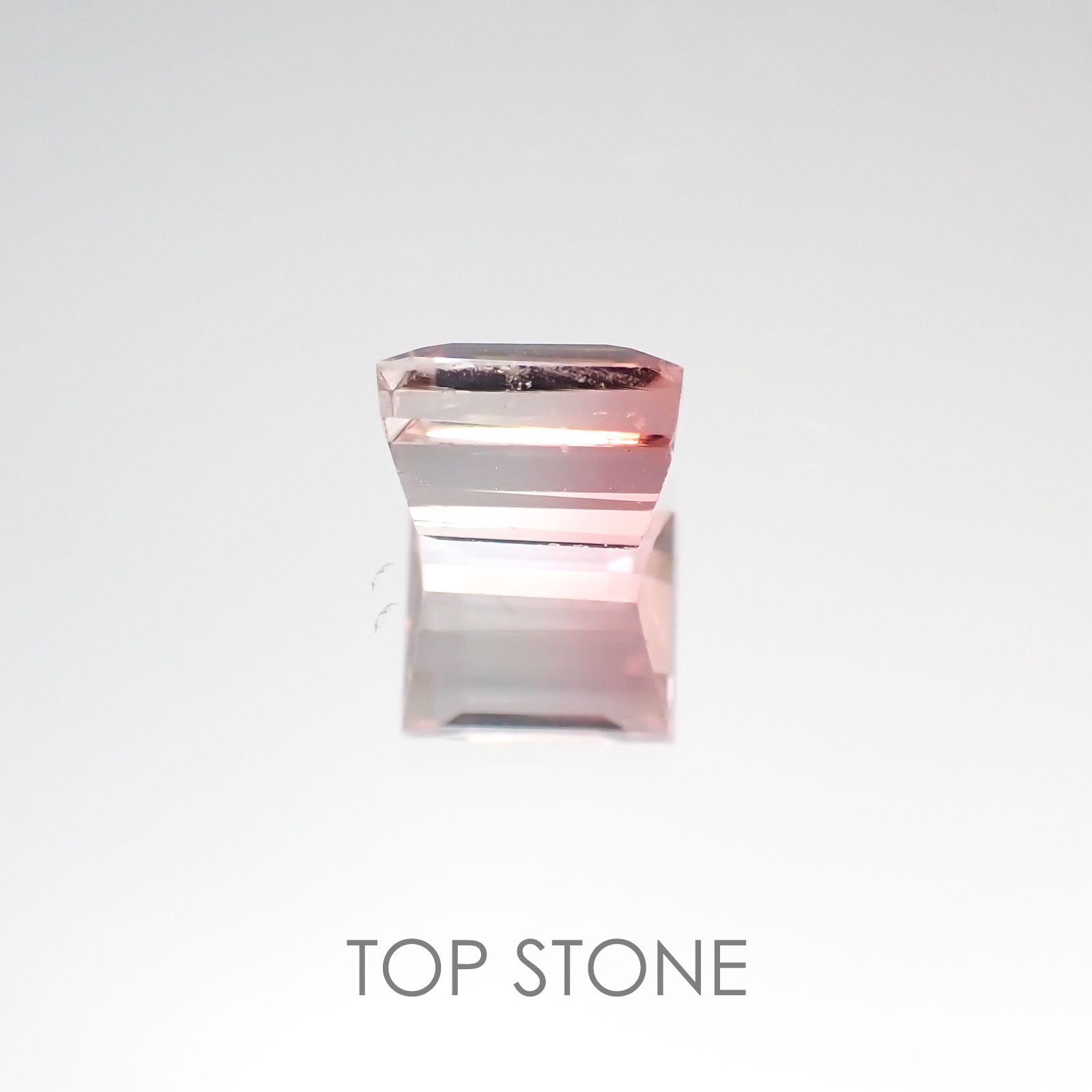 バイカラートルマリン(宝石名バイカラー・トルマリン) ブラジル産 1.19ct 識別済[20117511]6×5mm前後
