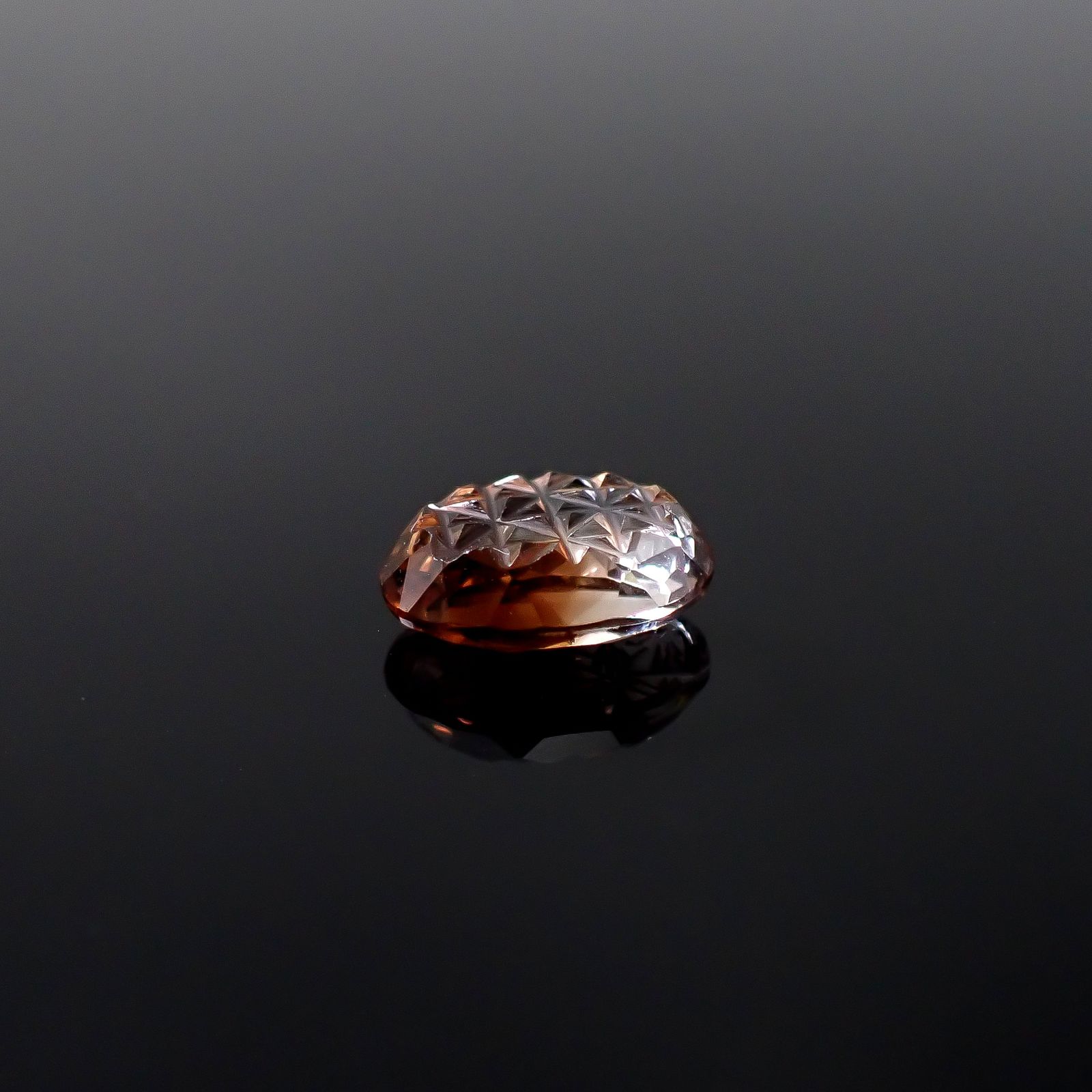 ◇甲州貴石切子Plus Three◇バイカラートパーズ ブラジル産 3.64ct / 10.9x8.2mm前後 [251231455]