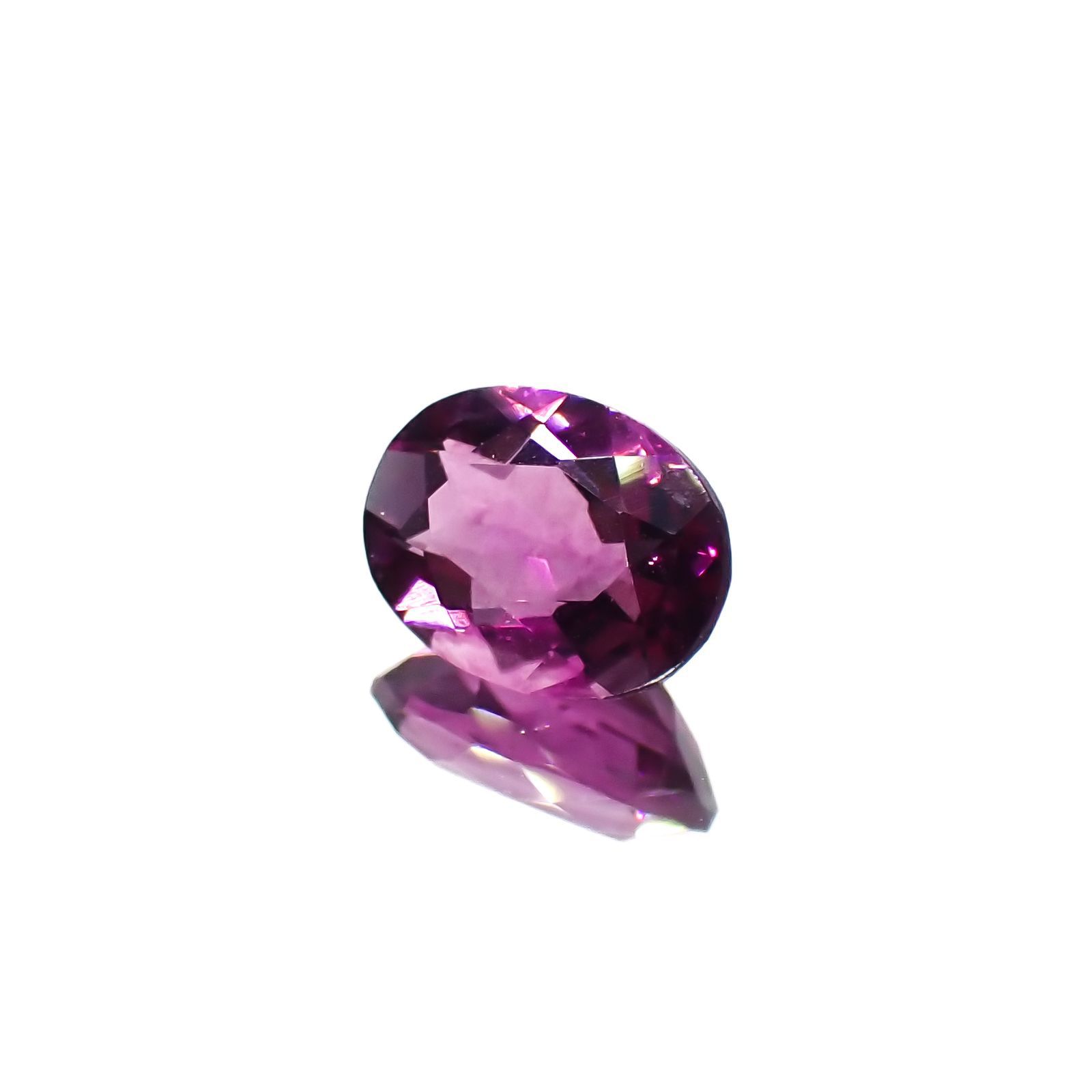 ピンクパープルフローライト 中国産 1.44ct[221018444]8.2x6.2mm前後