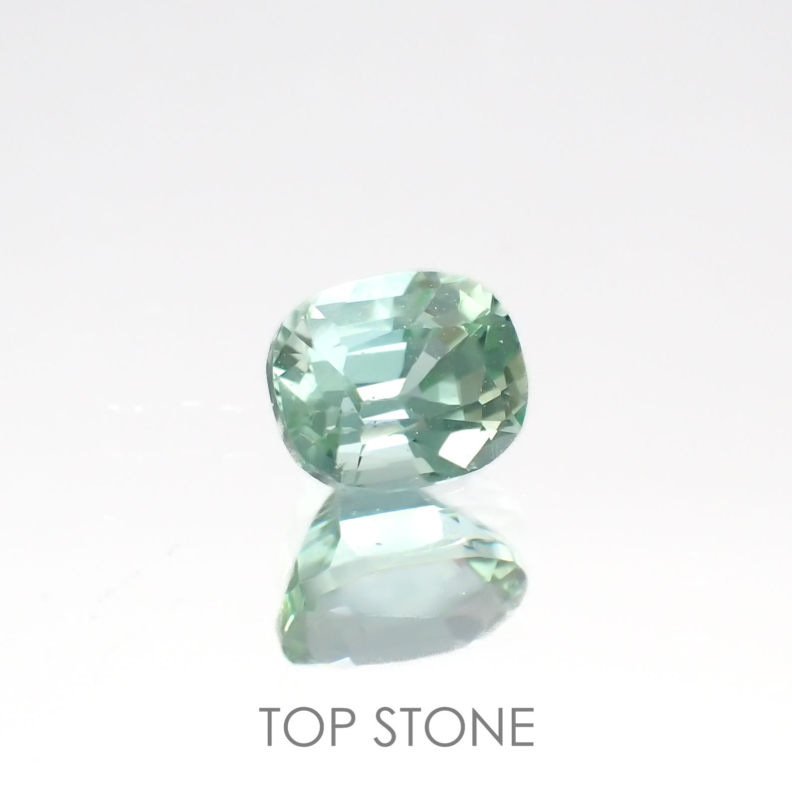 ブルーグリーントルマリン アフガニスタン産 0.76ct[220716996]5.8x4.8mm前後