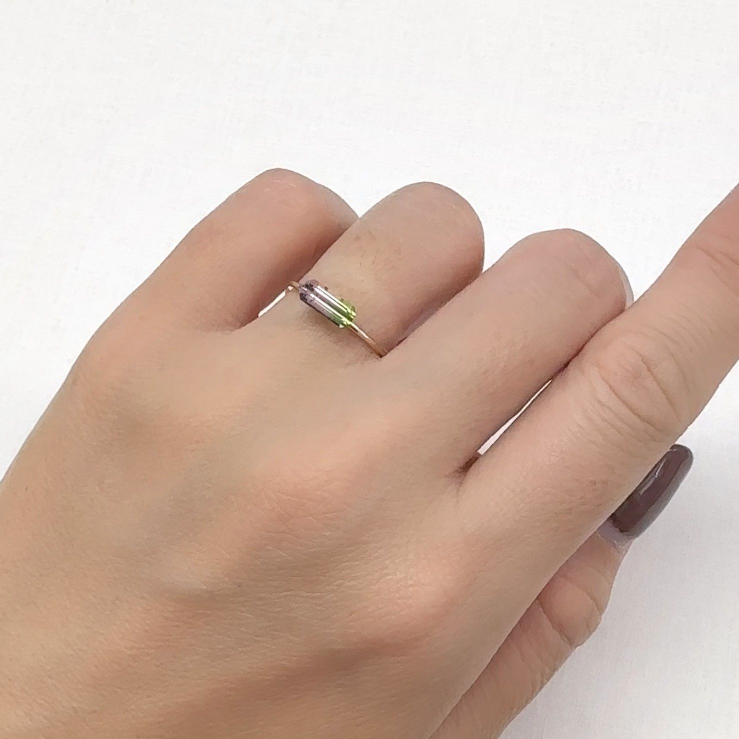 バイカラートルマリン アフガニスタン産 0.68ct [241029406]7.9x3.3mm前後