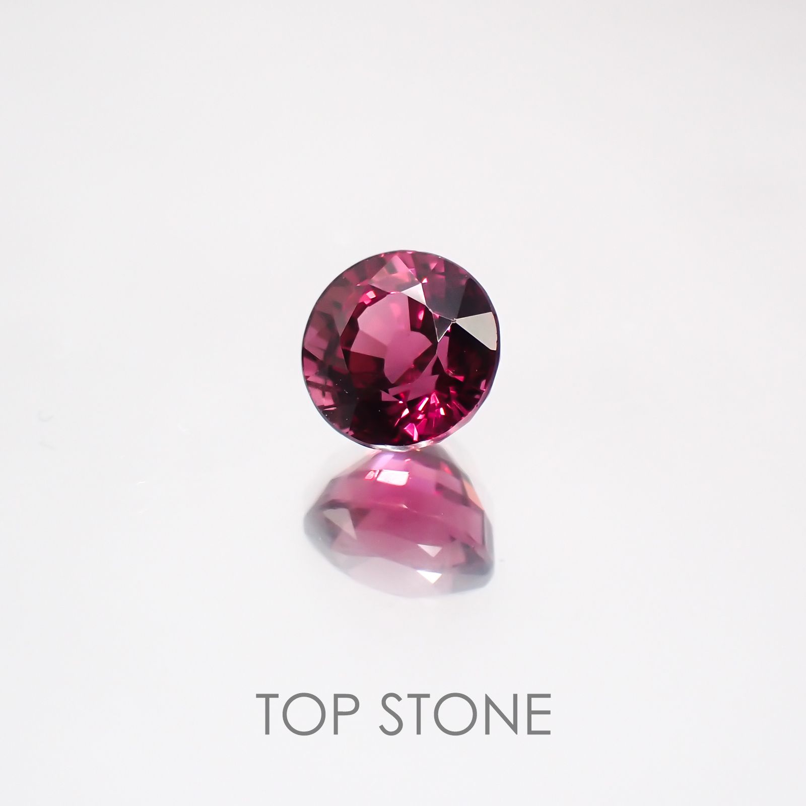 ロードライトガーネット ブラジル産 ルース 1.3ct[21059676]5.9×5.9mm前後