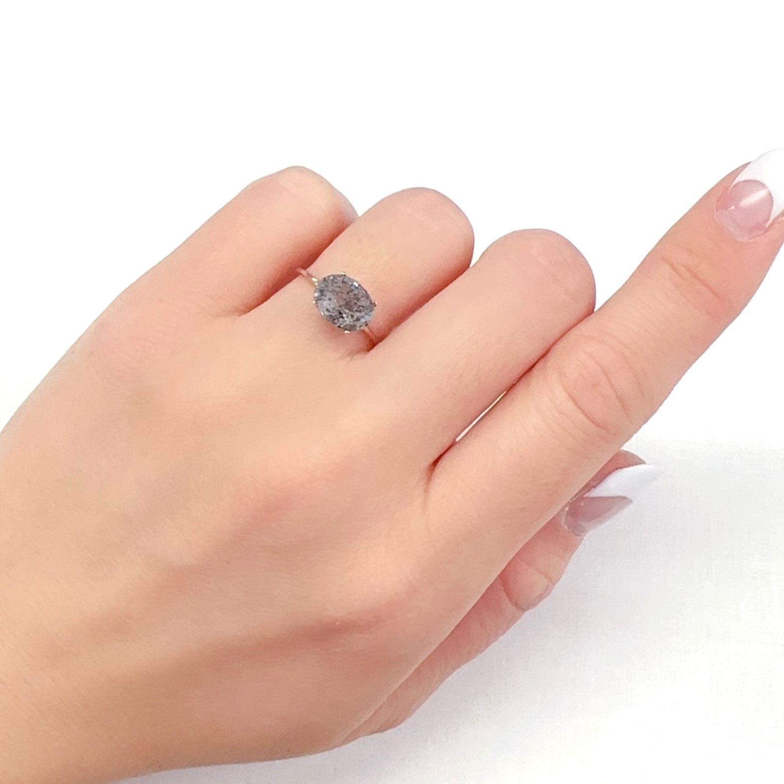 モスアクアマリン ブラジル産 1.67ct[231224703]9x6.9mm前後