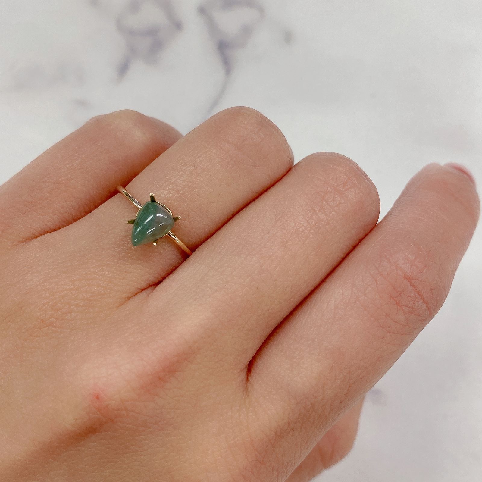 バイカラーパライバトルマリン ブラジル産 0.92ct[210510332]7.3×5.4mm前後