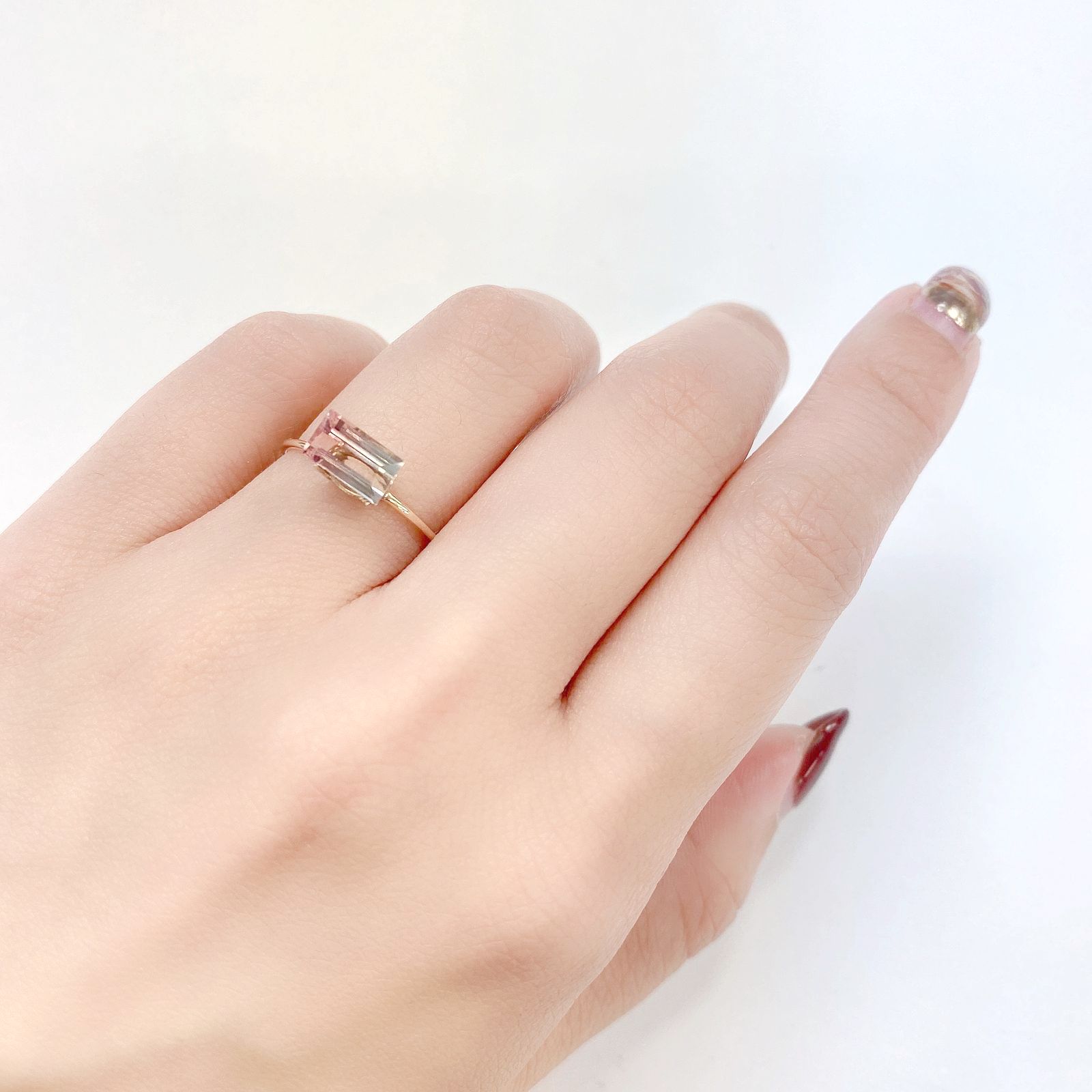 バイカラートルマリン(宝石名バイカラー・トルマリン)ブラジル産 1.241ct ソ付(彩珠)[230622373]7.8x4.6mm前後