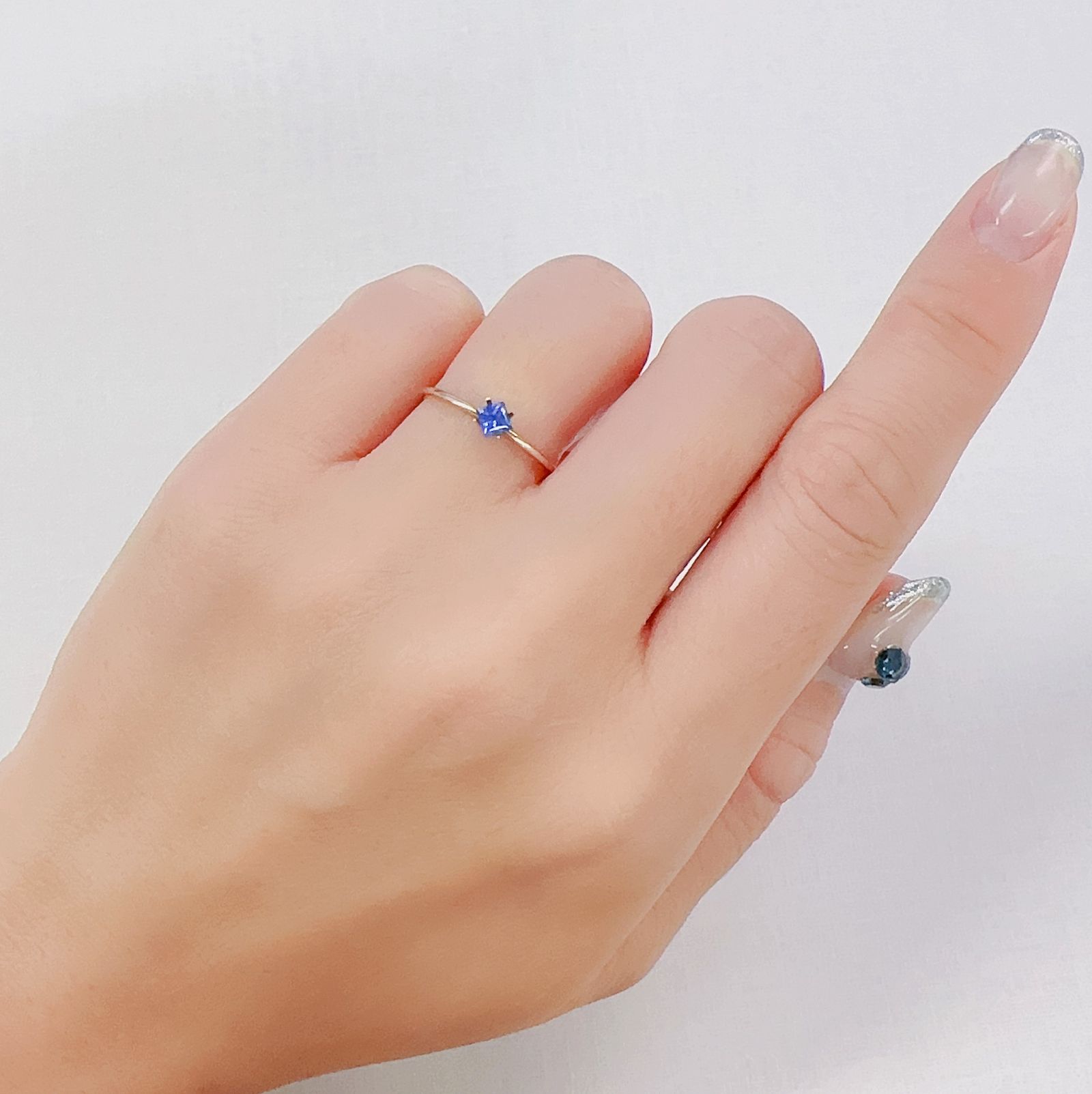 ◇プリンセスカット◇サファイア(宝石名サファイア)スリランカ産 0.21ct 識別済[230622454]3.1x3.1mm前後