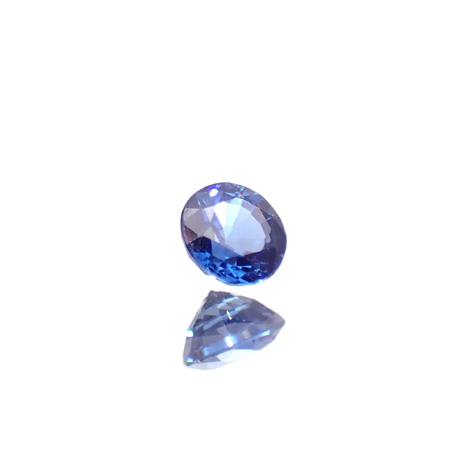 サファイア スリランカ/マダガスカル産 0.22ct / 3.4x3.4mm前後 [250931008]