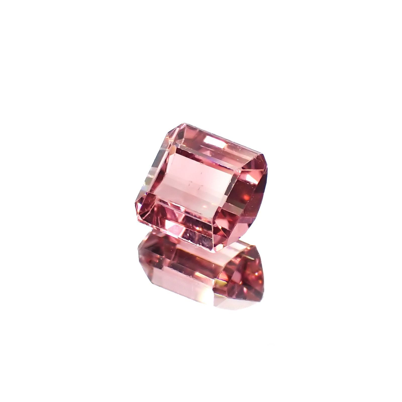 バイカラートルマリン(宝石名トルマリン)アフガニスタン産 1.53ct 識別済[221219559]6.2x6mm前後