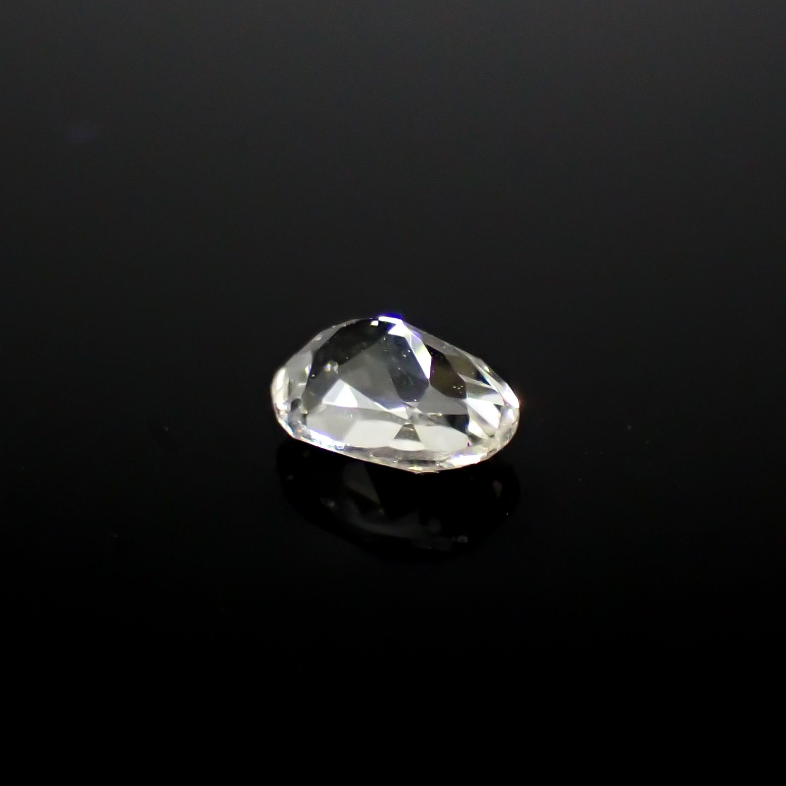 リューコガーネット ビルマ産 0.47ct[240728477]5.4x3.7mm前後