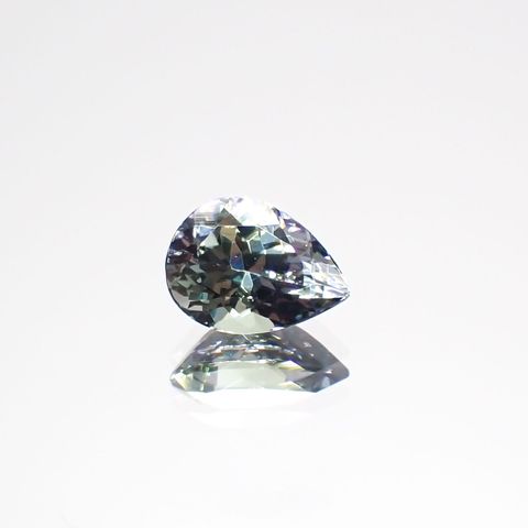 バイカラータンザナイト(宝石名ゾイサイト)タンザニア産 0.80ct 識別済[220716999]7.1x5.2mm前後