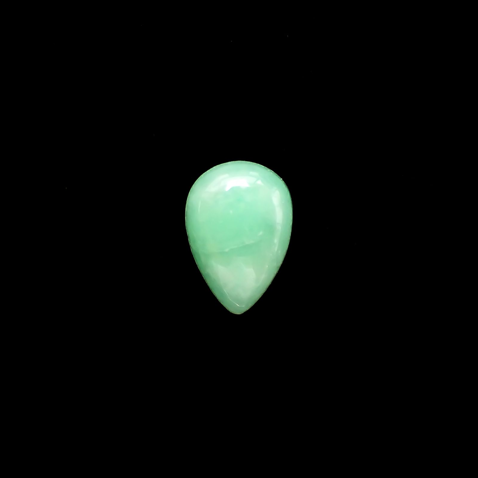 翡翠(宝石名ジェダイト)ビルマ産 0.74ct 識別済[231024039]7.1x4.9mm前後