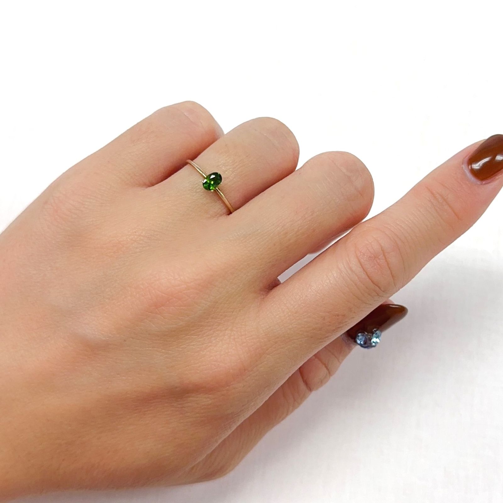 クロムダイオプサイド(宝石名クロム・ダイオプサイド)ロシア産 0.22ct 識別済[231023899]4.9x3.3mm前後