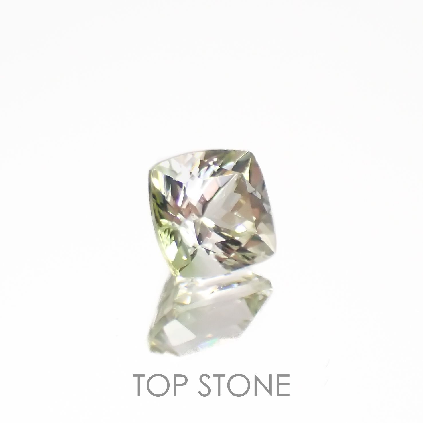 バイカラートルマリン コンゴ民主共和国産 1.20ct[230220543]6.1x6mm前後