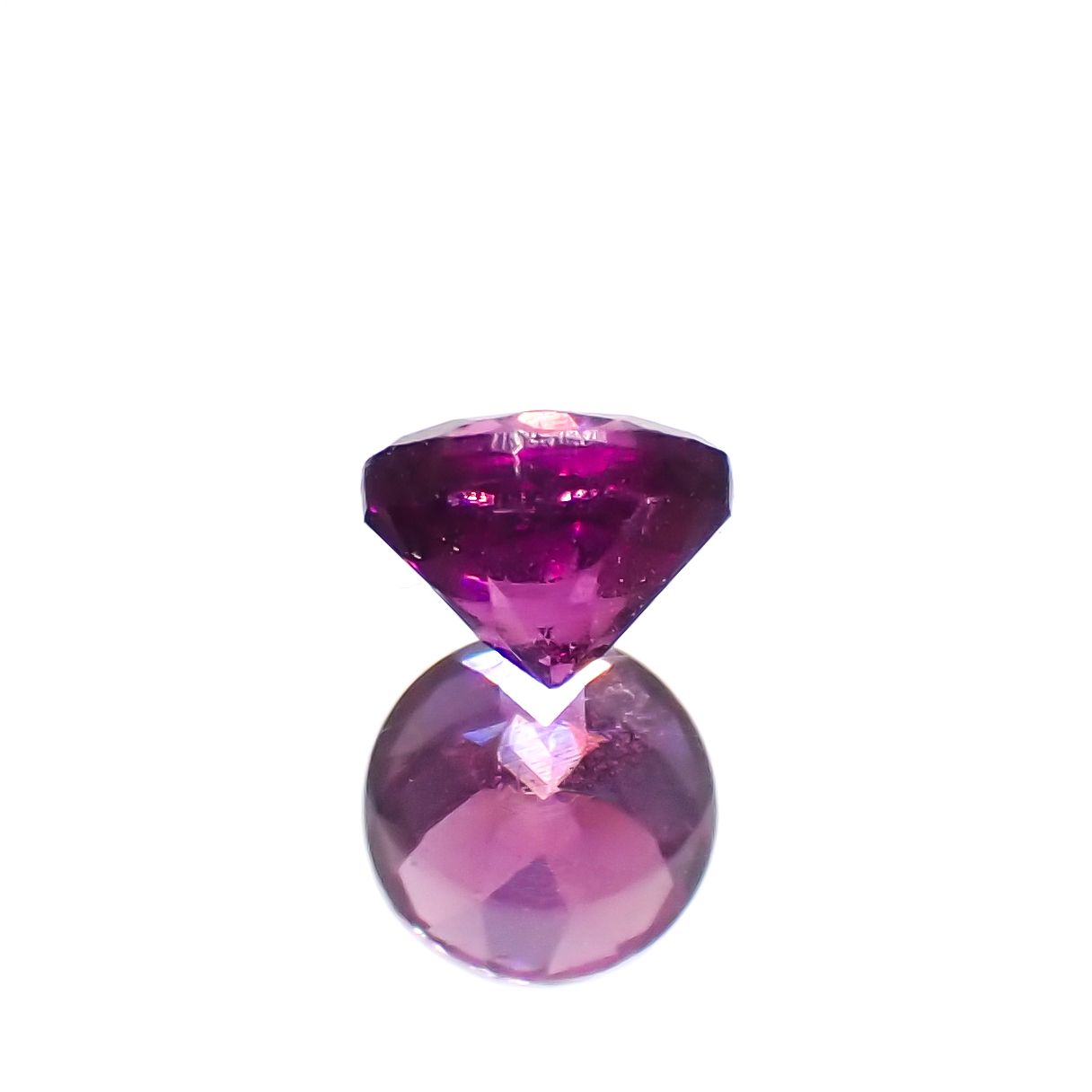 マラヤガーネット(宝石名ガーネット)タンザニア産 0.40ct 識別済[230823051]4x3.9mm前後