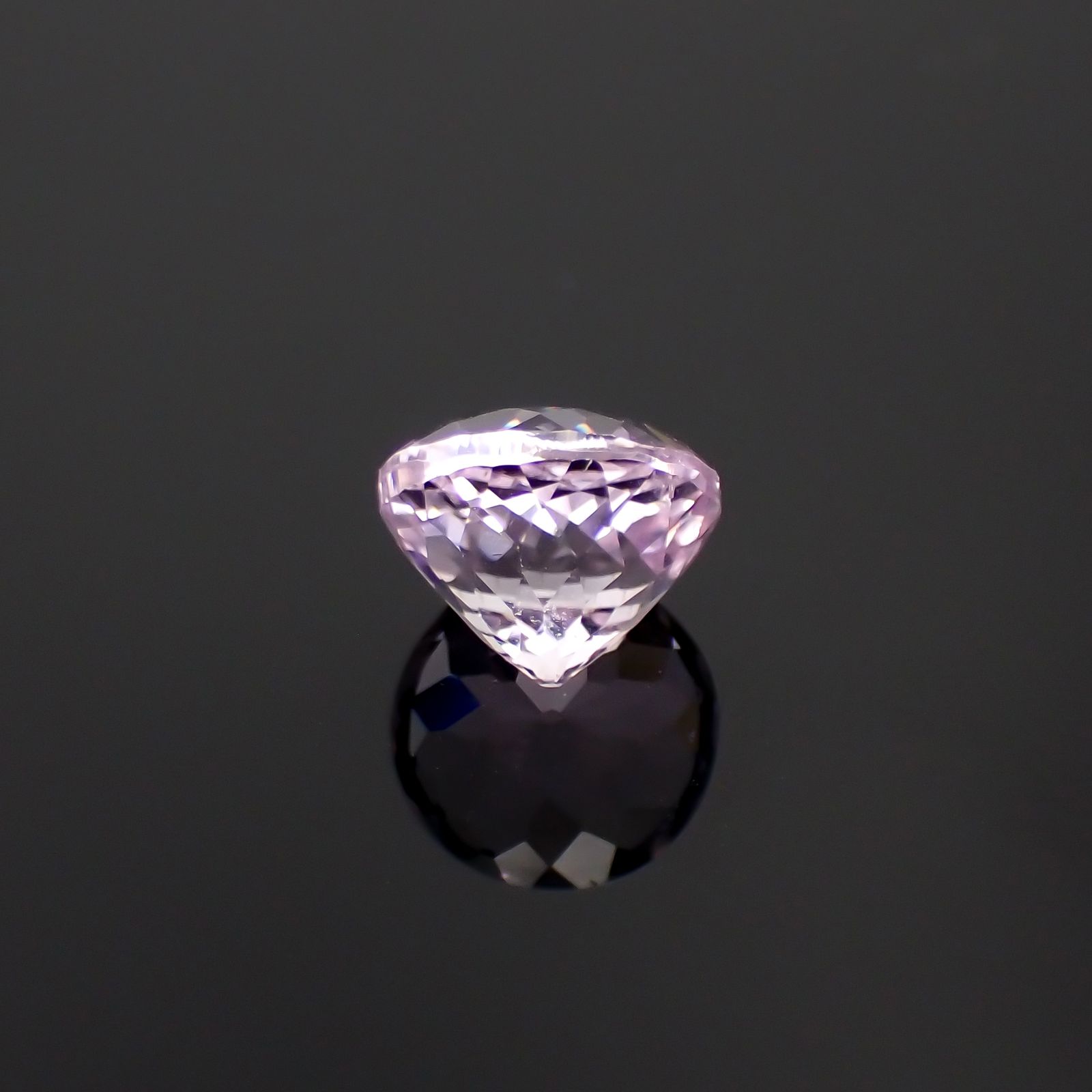 クンツァイト アフガニスタン産 2.59ct[231124353]8x7.9mm前後