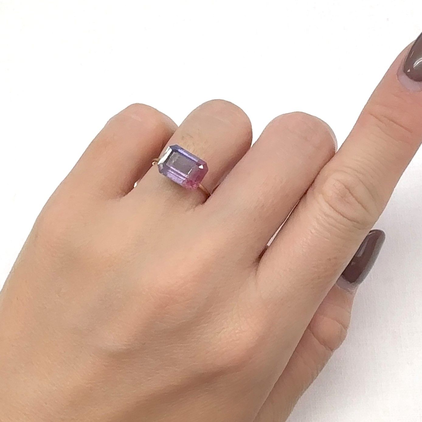 バイカラートルマリン アフガニスタン産 3.76ct [241029400]10.8x7.7mm前後