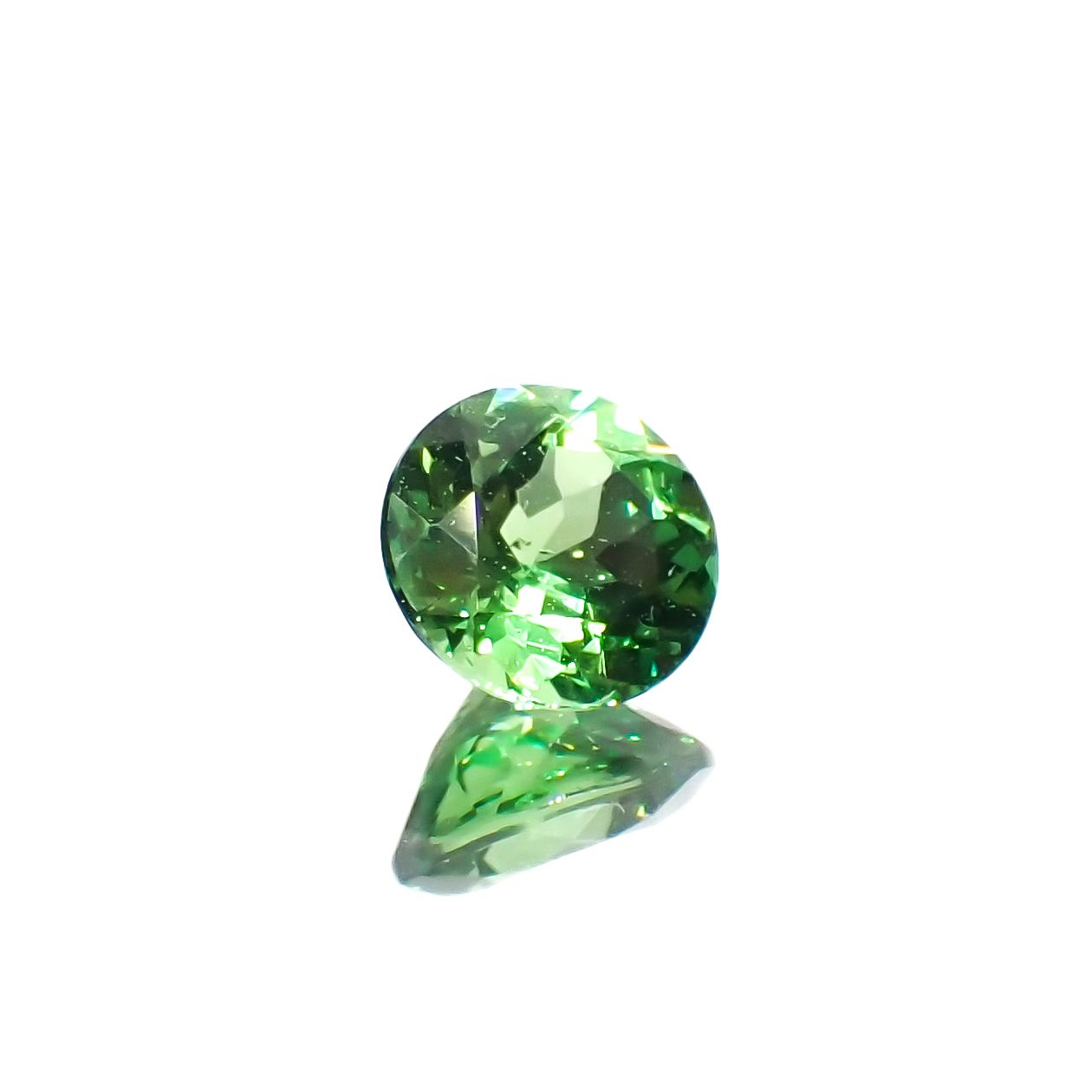 ツァボライト タンザニア産 0.47ct[231023562]4.8x4.7mm前後