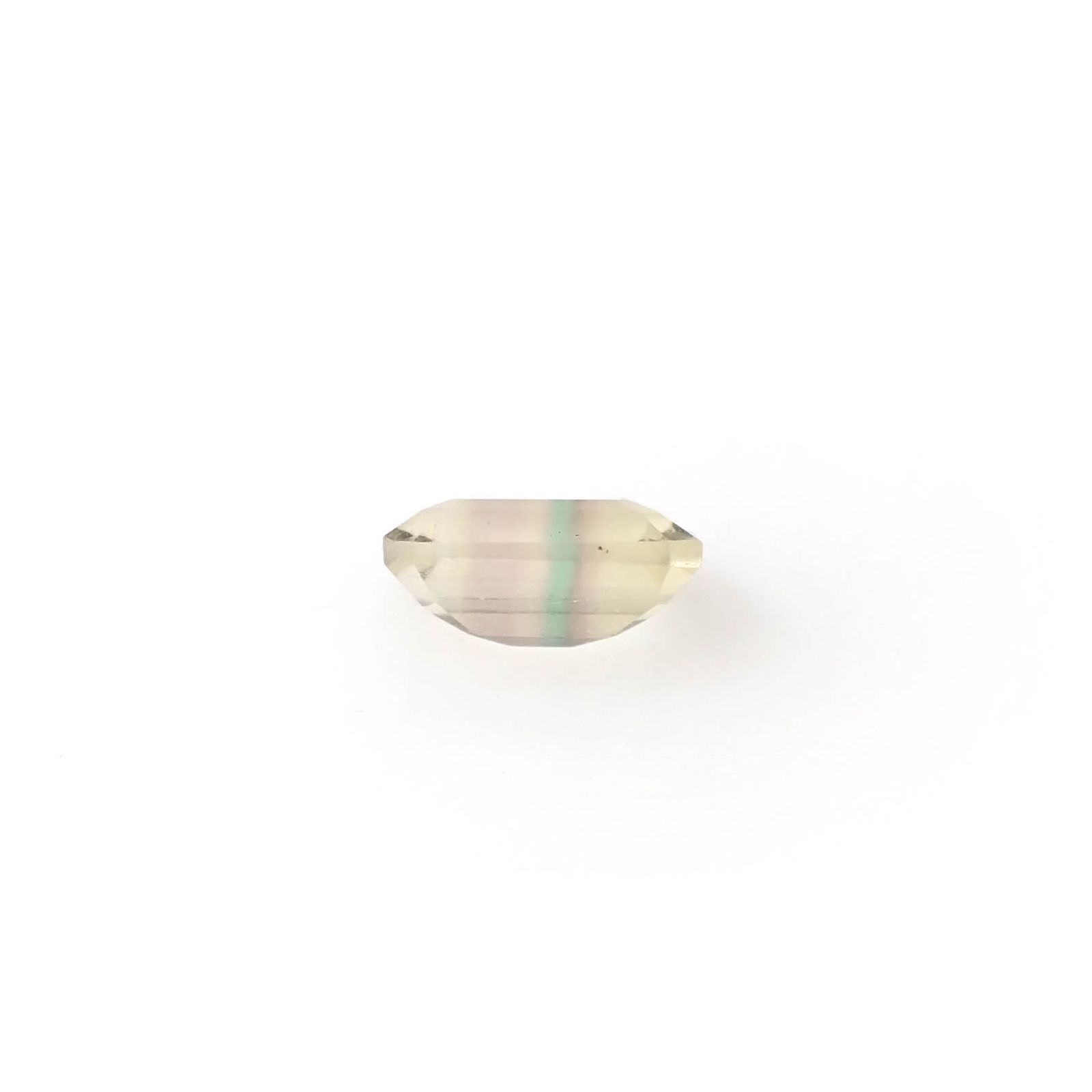 パーティカラーフローライト フルオレッセンス ブラジル産 1.04ct [250430249]6.9x5mm前後