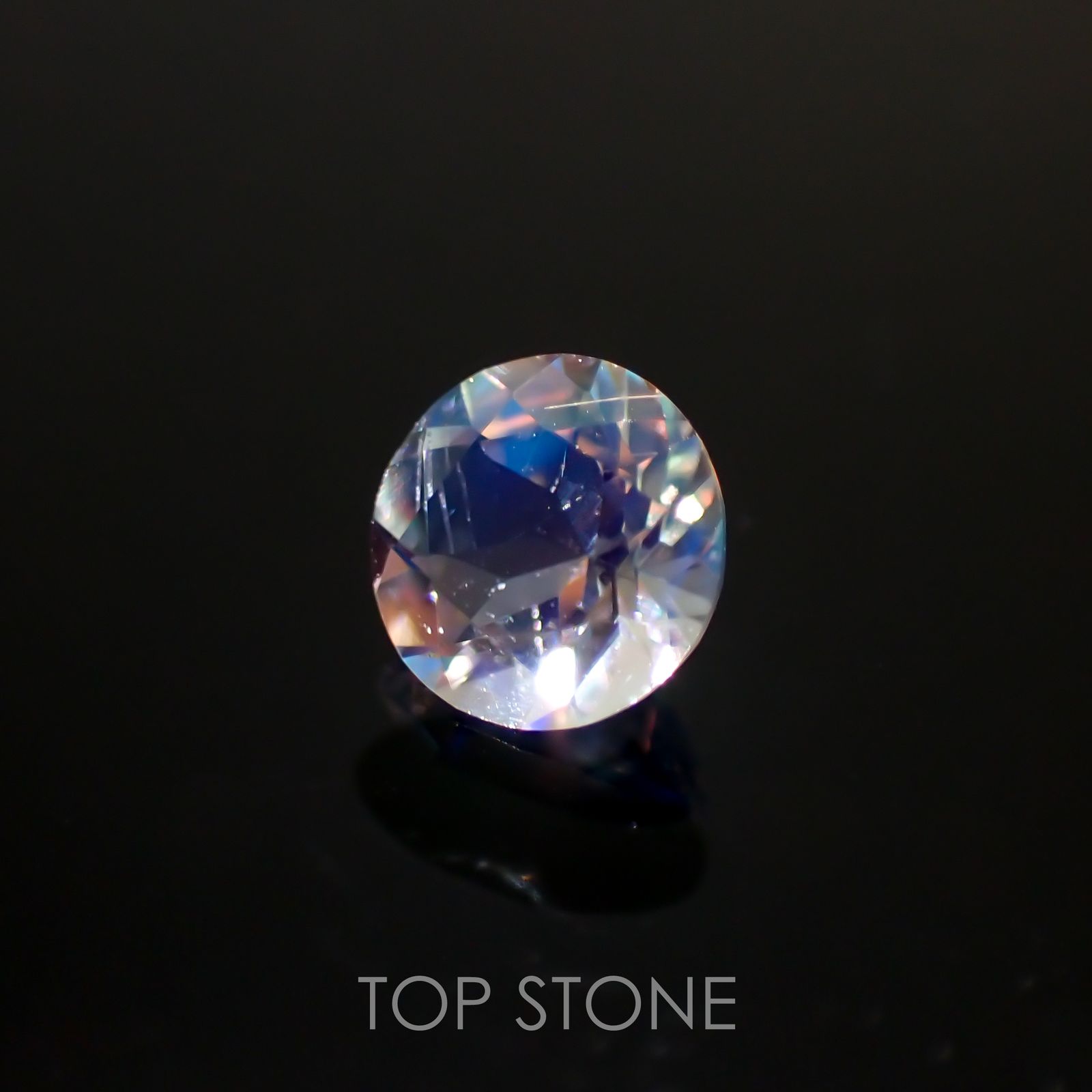 レインボームーンストーン(宝石名ラブラドライト)マダガスカル産 0.29ct 識別済[211113722]4.5x4.5mm前後