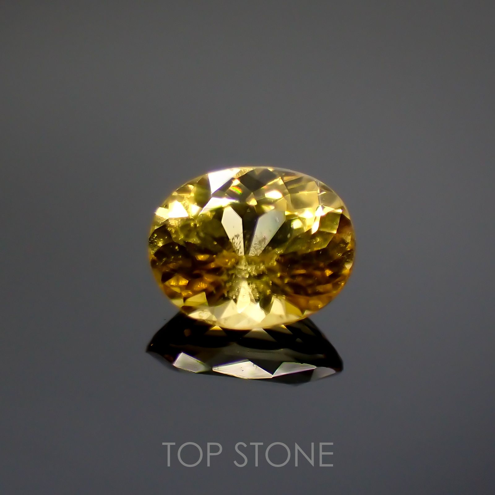 コンドロダイト(宝石名コンドロダイト) パキスタン産 0.245ct ソ付(CGL)[21049590]4.4×3.5mm前後