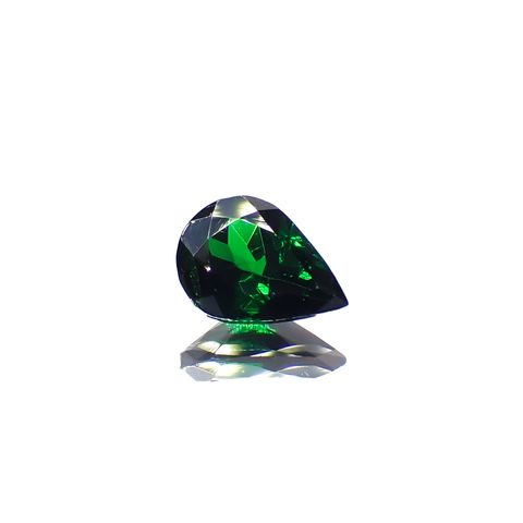 ツァボライト(宝石名グリーン グロッシュラー・ガーネット)タンザニア産 0.692ct ソ付(彩珠)[231224571]6.8x4.8mm前後