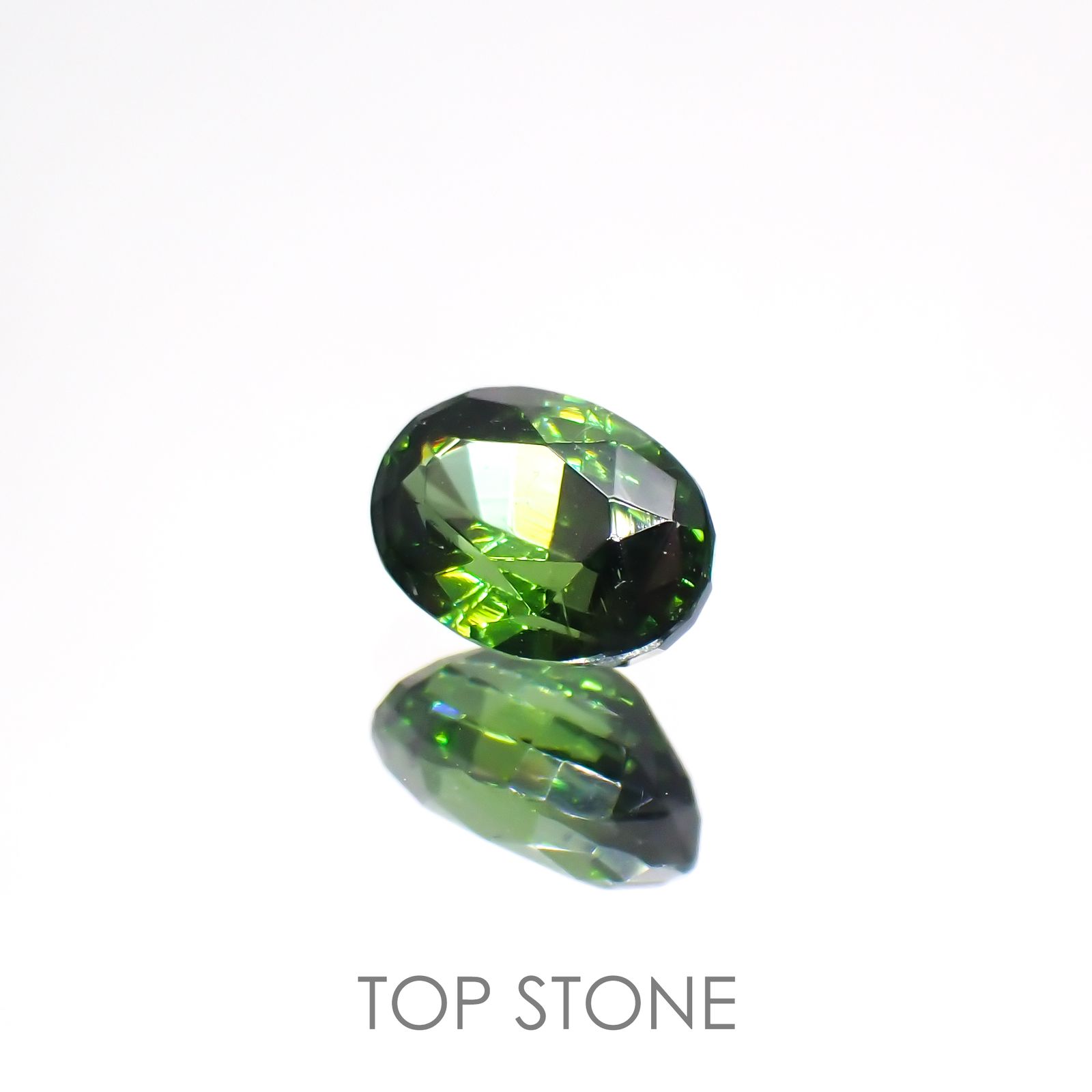 グリーンジルコン(宝石名ジルコン)スリランカ/カンボジア産 1.40ct 識別済[220114891]7.3x5.1mm前後