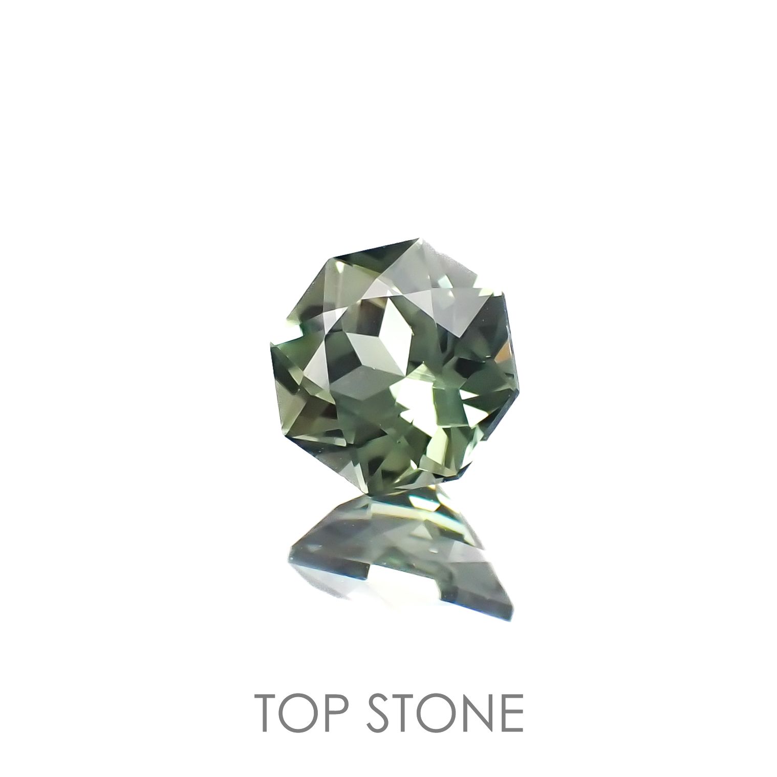 ◇オクタゴンカット◇バイカラーサファイア オーストラリア産 0.61ct[220817497]4.9x4.8mm前後