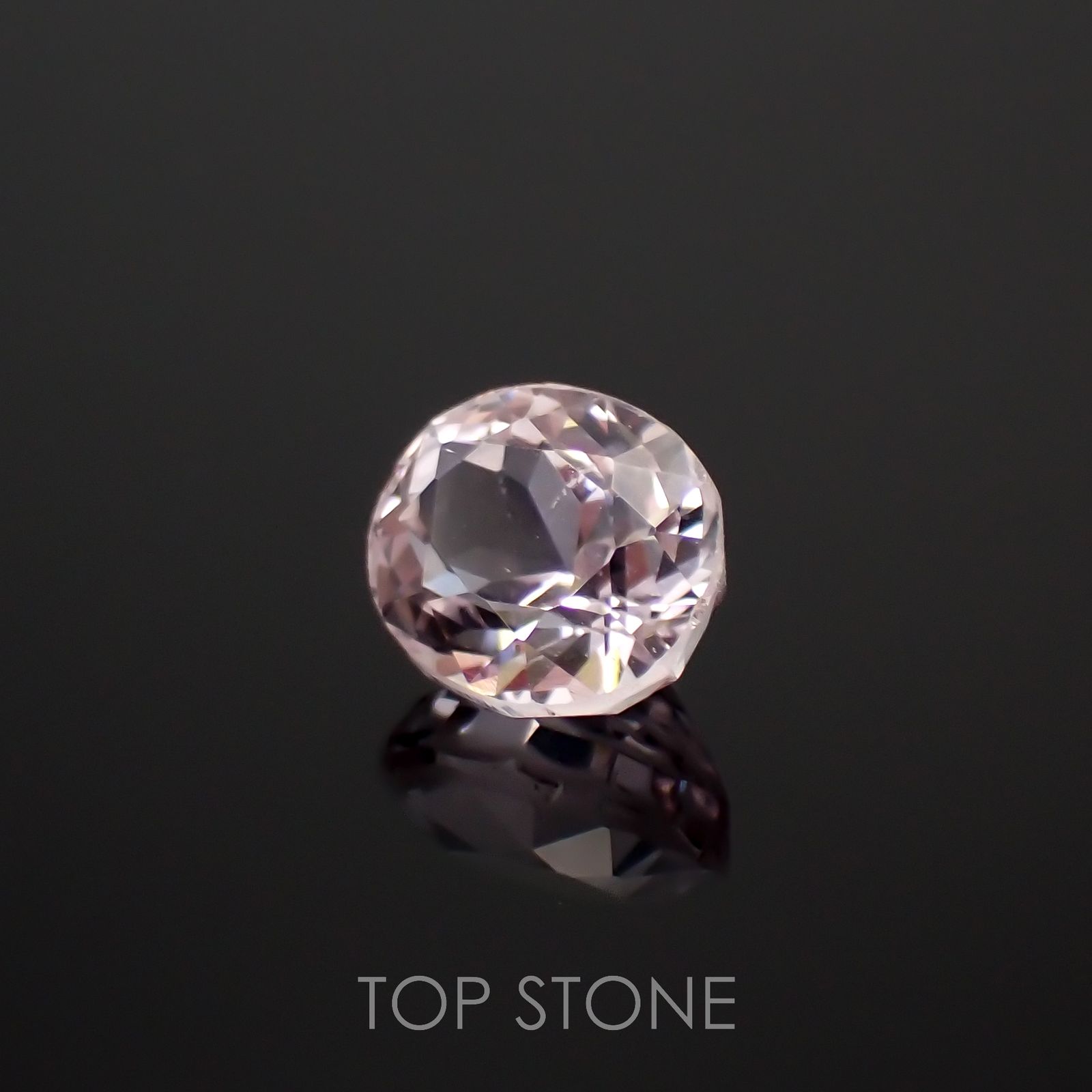 クンツァイト アフガニスタン産 1.72ct[221219609]7.3x6.4mm前後