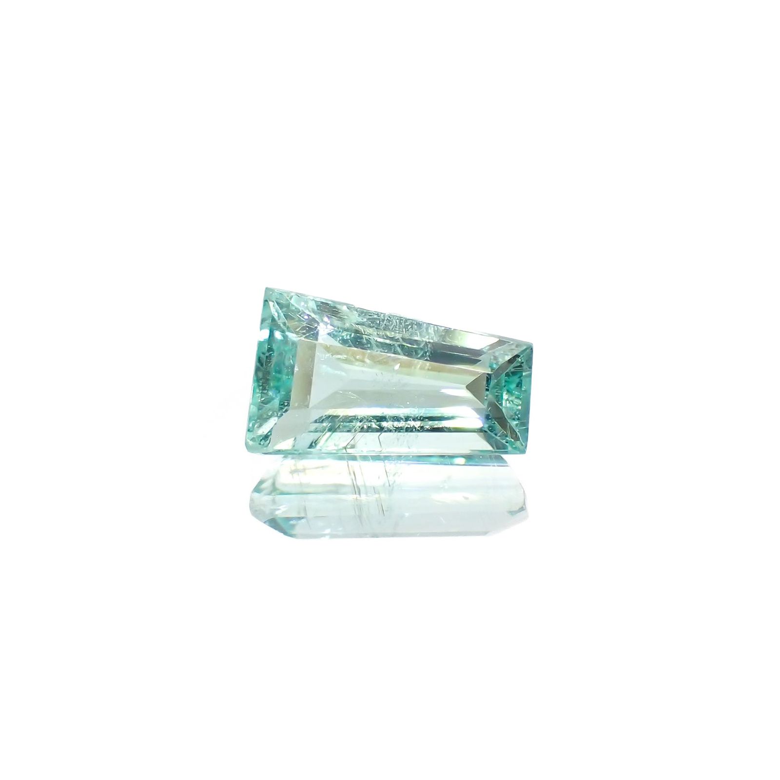 パライバトルマリン(宝石名トルマリン/別名パライバ・トルマリン)モザンビーク産 識別済 1.17ct / 8.3x4.9mm前後 [230421882]