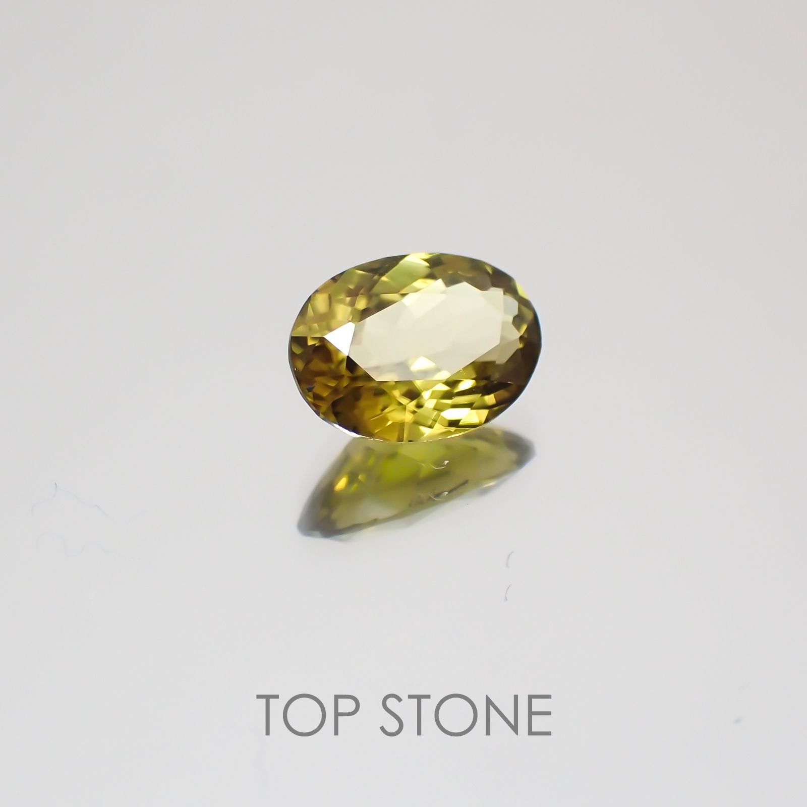 シンハライト スリランカ産 ルース 0.9ct[21018935]7.3×5.2mm前後