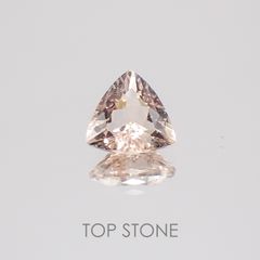 モルガナイト ナイジェリア産 ルース 0.92ct[21039108]6.8×6.7mm前後