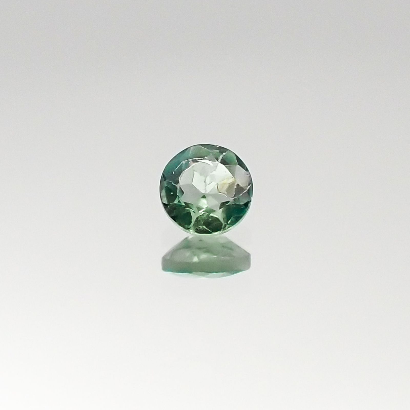 アレキサンドライト インド産 ルース 0.13ct[20095567]3.1×3.1mm前後