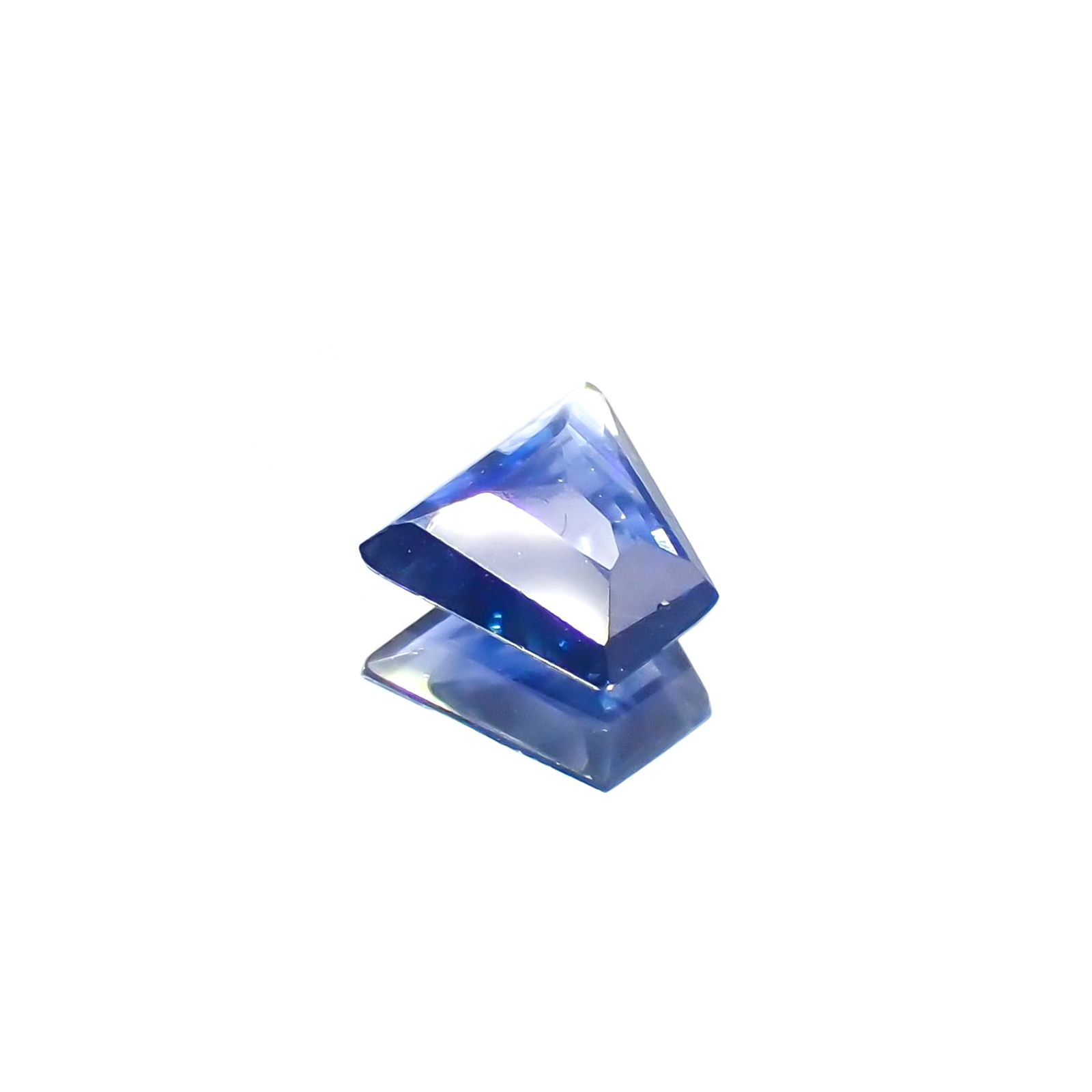 ◇カスタムカット◇サファイア(宝石名サファイア) マダガスカル産 0.55ct 識別済[210813195]5.2×5.8mm前後