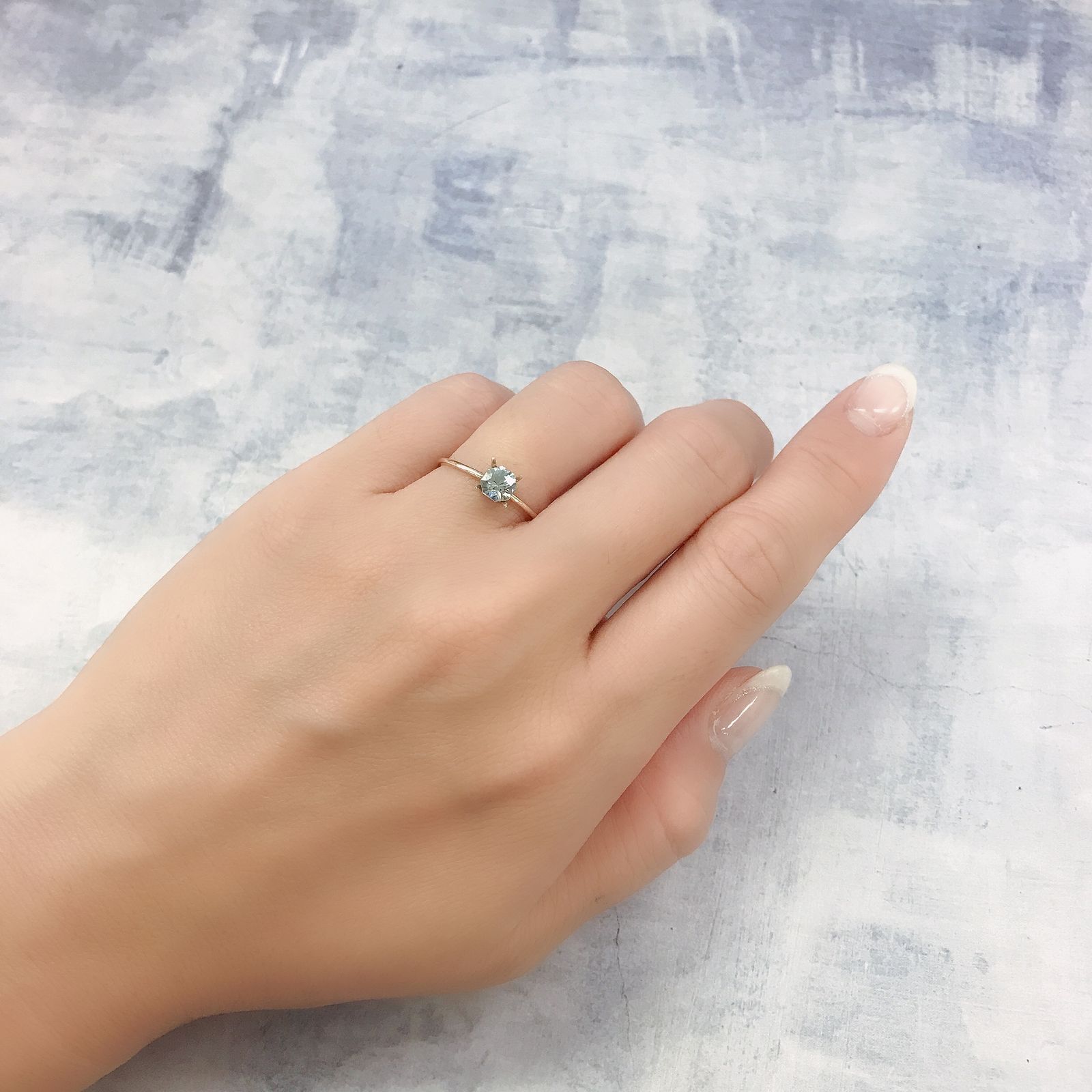 ◇オクタゴンカット◇アイスブルージルコン(宝石名ジルコン)カンボジア産 0.76ct 識別済[220717171]5x4.9mm前後