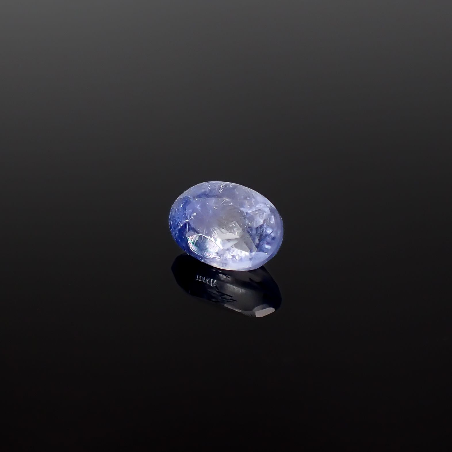 デュモルチェライトインクォーツ ブラジル産 0.65ct / 6.8x4.5mm前後 [260331851]