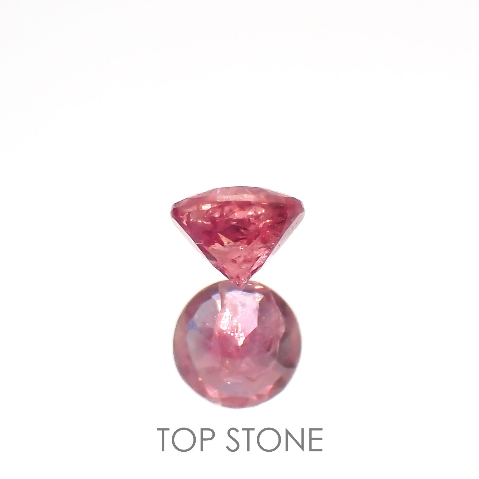 ピンクサファイア(宝石名サファイア)タンザニア・ウィンザー産 0.18ct 識別済[220616160]3.2x3.2mm前後