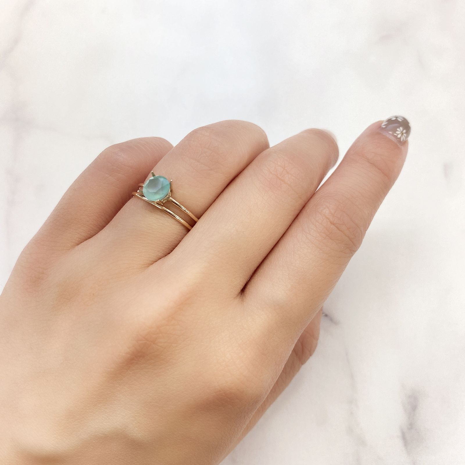 アクアプレーズ(宝石名ブルー グリーン・カルセドニー) 南アフリカ産 0.88ct 識別済[210912344]6.1×6.1mm前後