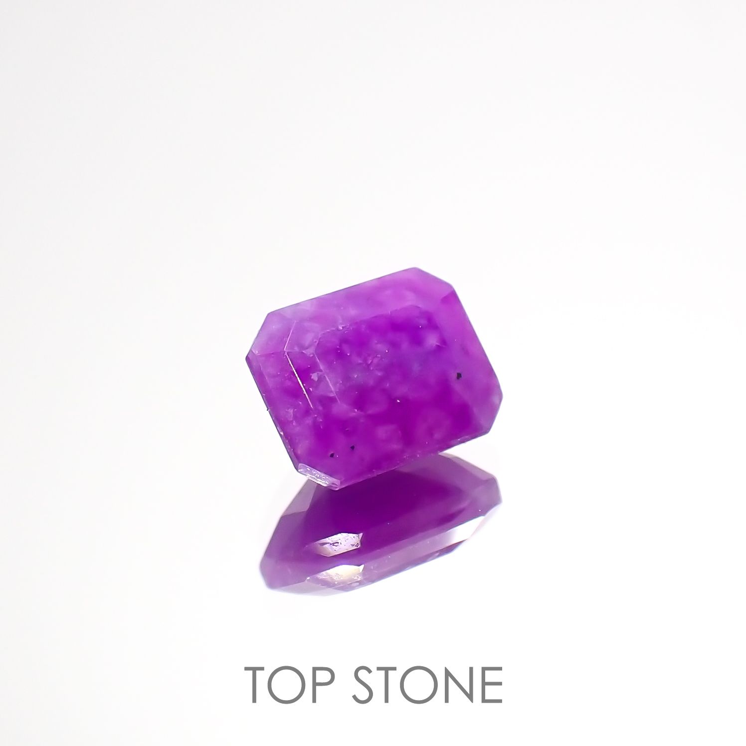 スギライト 南アフリカ産 0.80ct[221018318]6x4.8mm前後
