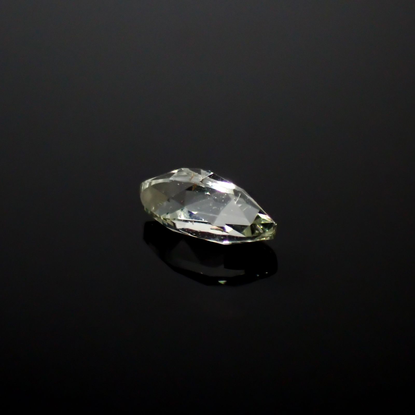 リューコガーネット ビルマ産 0.30ct[240728475]5.6x2.7mm前後